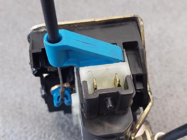 Fechadura / fecho porta trás esquerdo RENAULT Kangoo (KC0/1_)