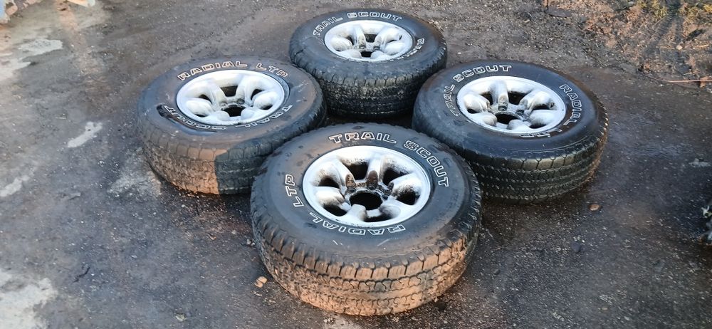 Диски з резиною r 15 6×139.7 мітсубісі паджеро деліка  нісан терано 2