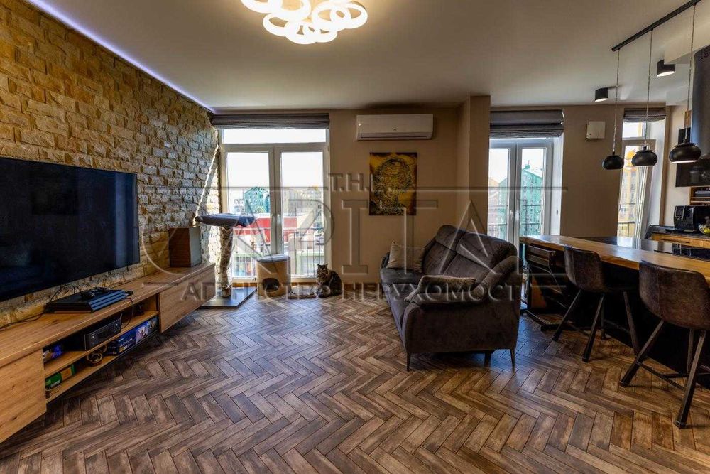 Продаж квартири, ЖК «Комфорт Таун», вул. Регенераторна, Соцмісто
