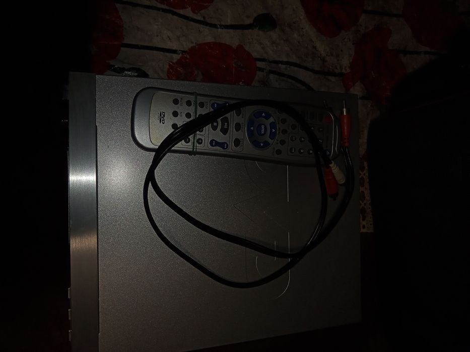 Odtwarzacz DvD SONY PDVD-938 P6+ pilot.(brak kabla)