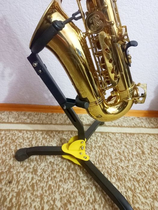 Підставка стійка під саксофон