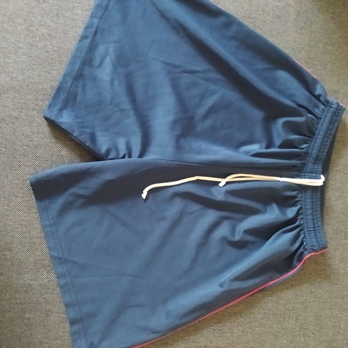 Spodenki chłopięce L