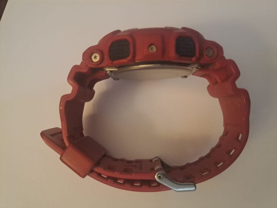 Casio G-Shock GA-110 / Red Edition – pancerny, masywny, 20BAR!