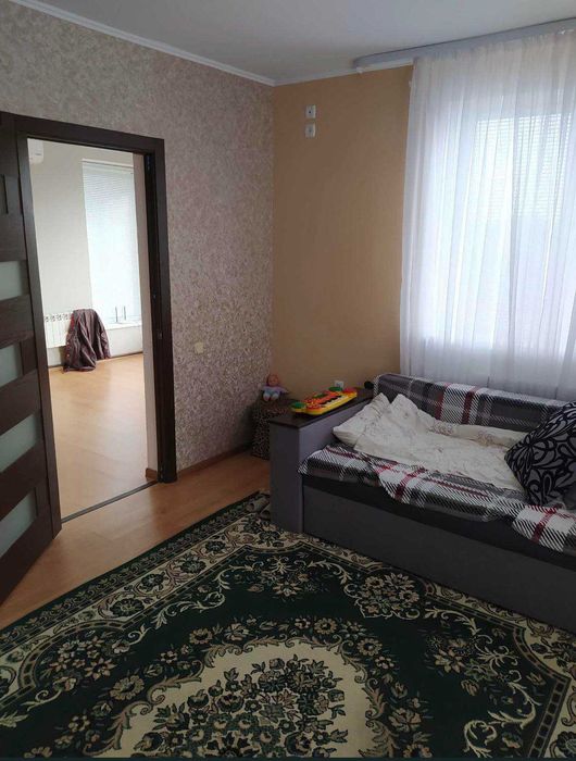 Здам квартиру у  будинку с. Підгайці