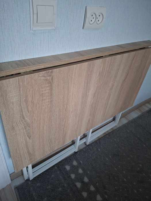 Розкладний письмовий стіл