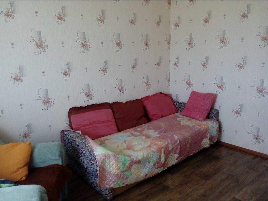 Здам Подобово і на короткий термін двох одно  кімнатну квартири