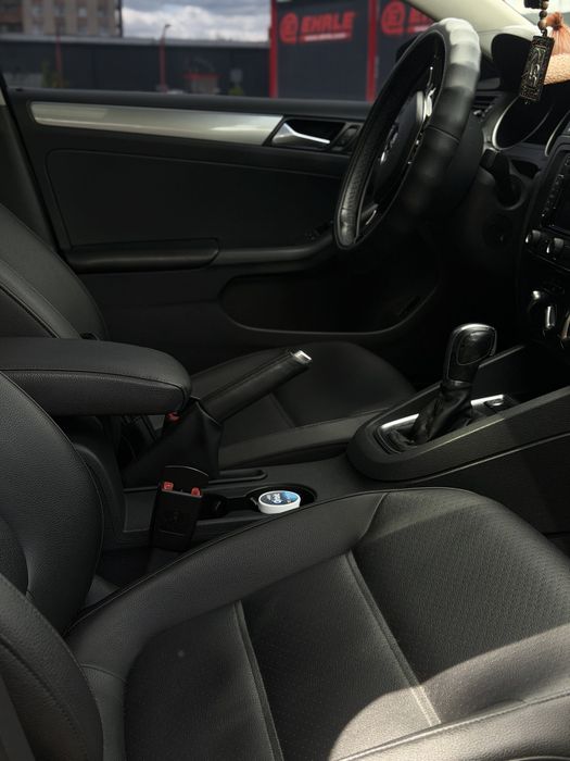 Volkswagen Jetta 2015