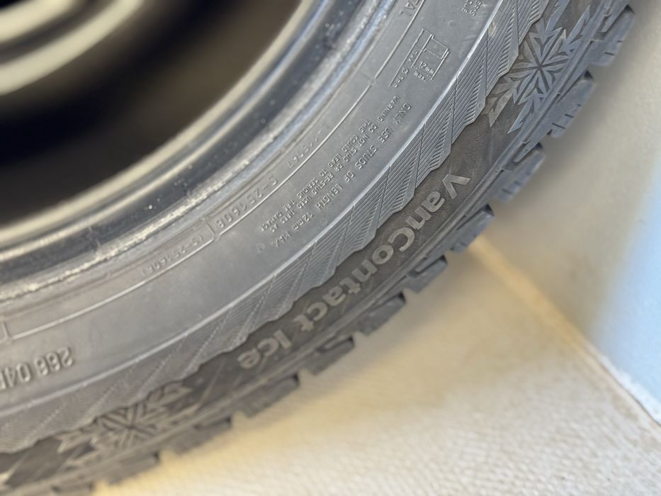 225 65 R16C Пара шини колеса Continental VanContact Ice