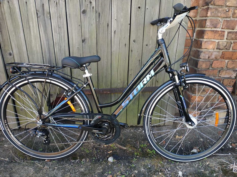 Rower Trekingowy Koła 28 Aluminiowy Przerzutki Shimano Puszczykowo