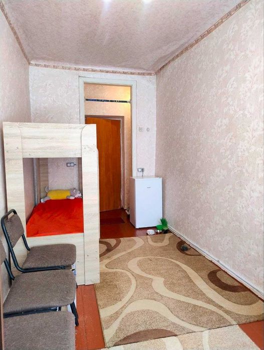 Продам кімнату 12м2 в комунальній квартирі на Павловому Полі, пров. Шекспіра.
