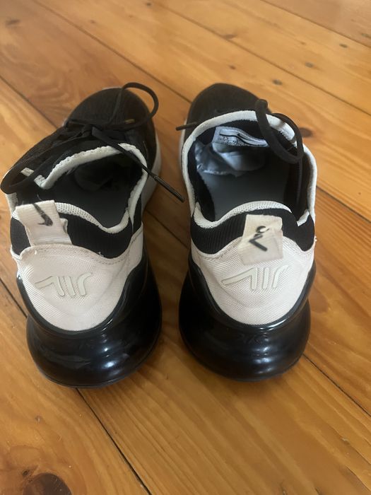 Кросівки Nike Air Max 270