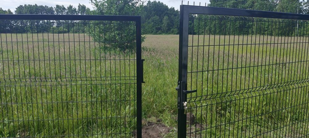 Brama panelowa dwuskrzydłowa