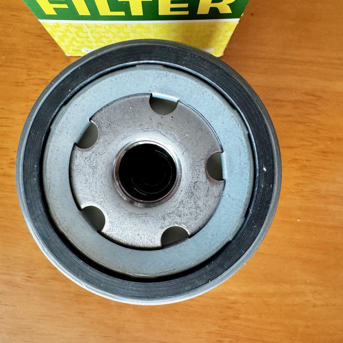 Продам фільтр MANN W712/95