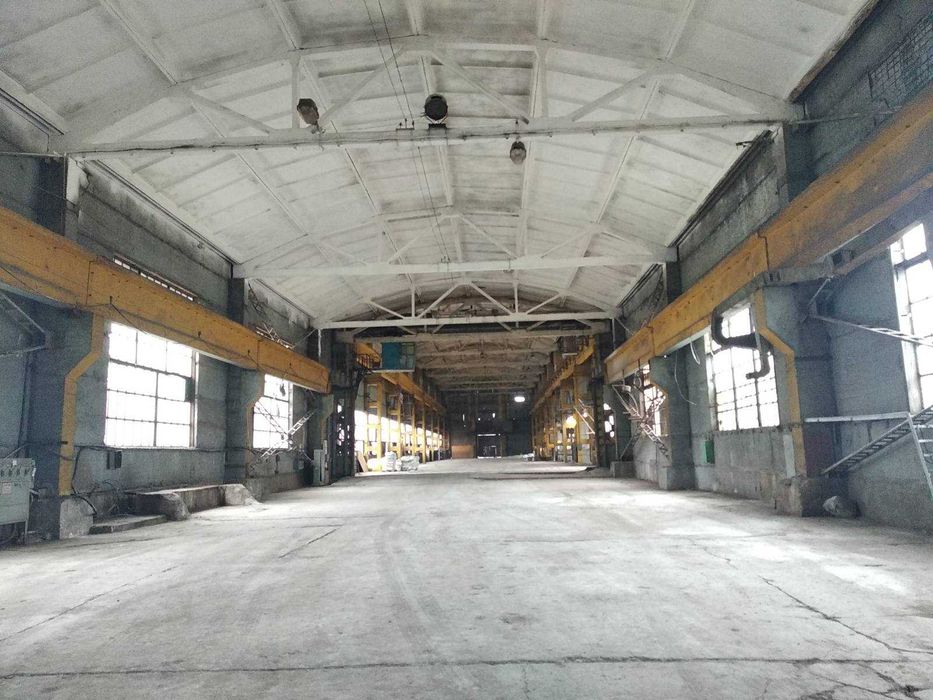 Аренда производственного цеха, Мостовой кран