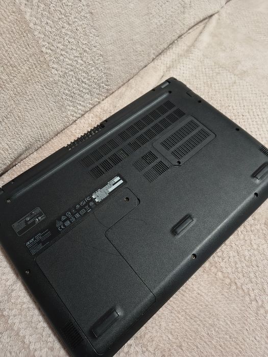Ноутбук Acer aspire 3