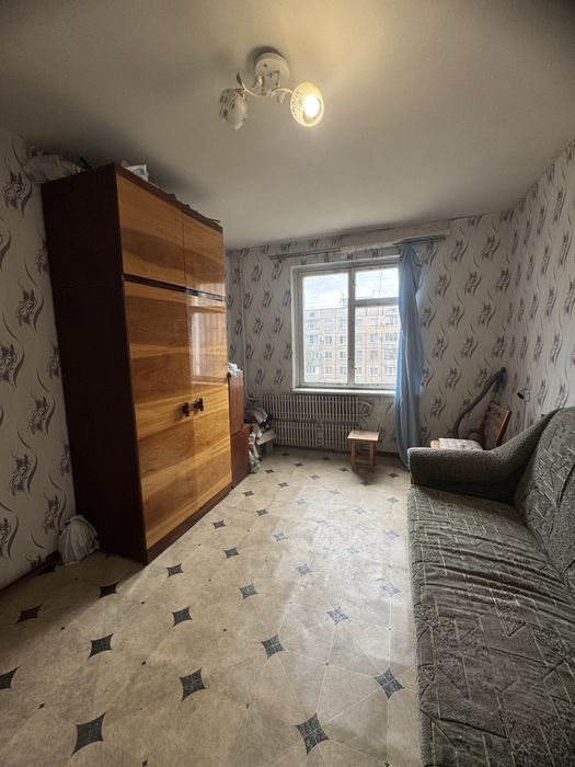 Продам Трехкомнатную квартиру на Юбилейной ул.Содружества.