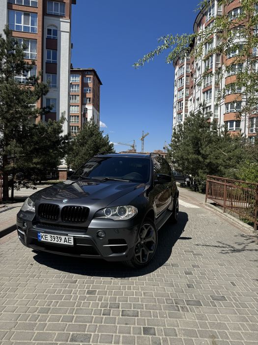 Продам BMW x5 e70 35d