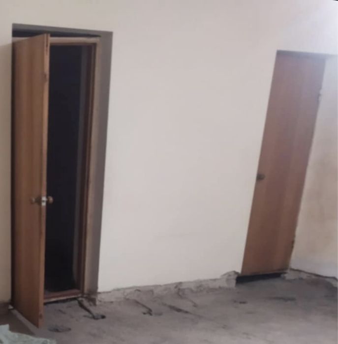 Продам двері