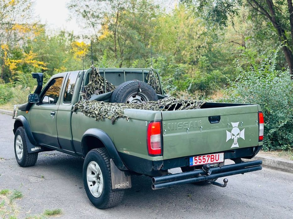 Nissan Navara  4x4 , полный привод 
Двигун працю