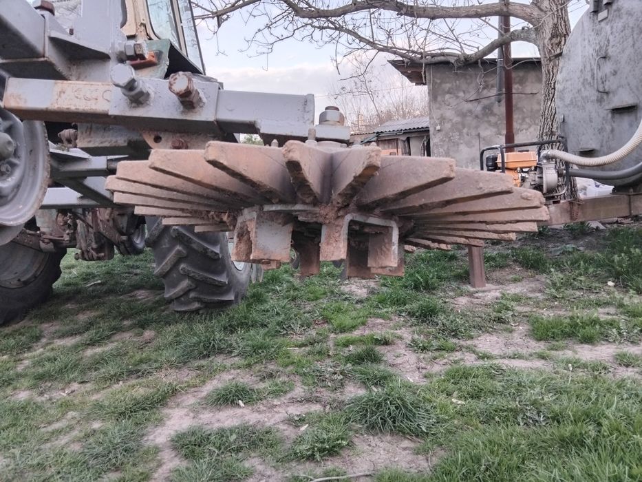 Продам садову бокову фрезу.