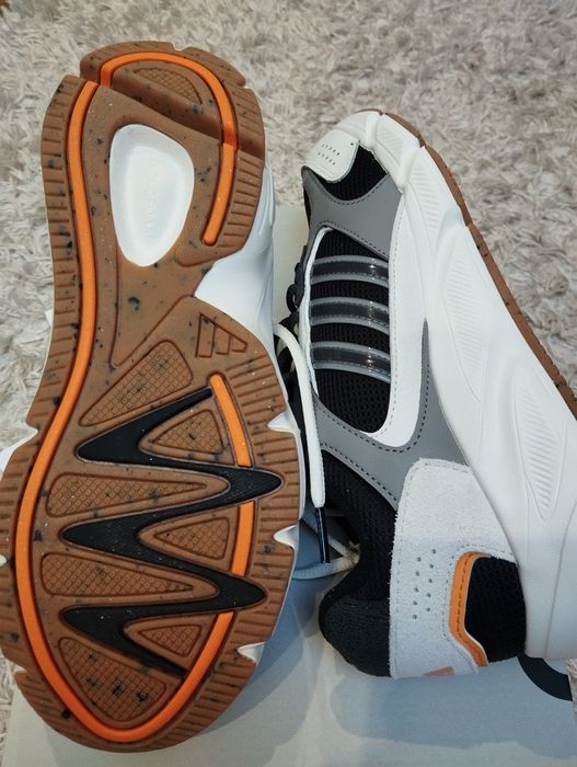 Кросівки Adidas  жіночі