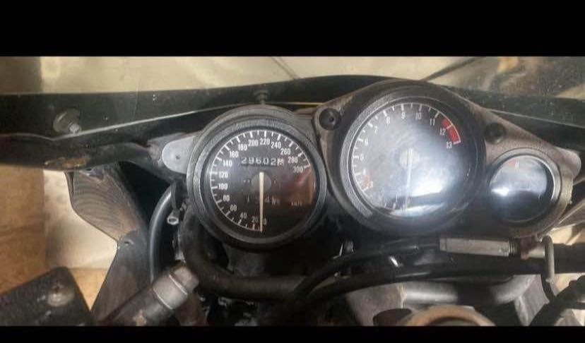 Yamaha FZR 1000 exup Génesis