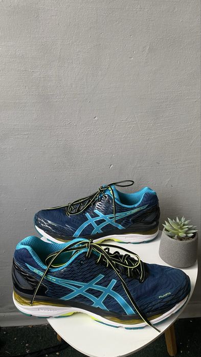 Asics Gel Nimbus 18 кросівки 32см устілка