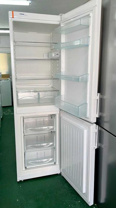 Lodówka Liebherr 181 cm, CUP3021, szerokość 55 cm, 269 litrów, A+