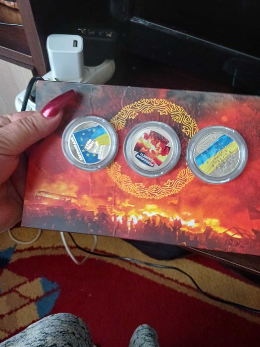 Манеты Украины .