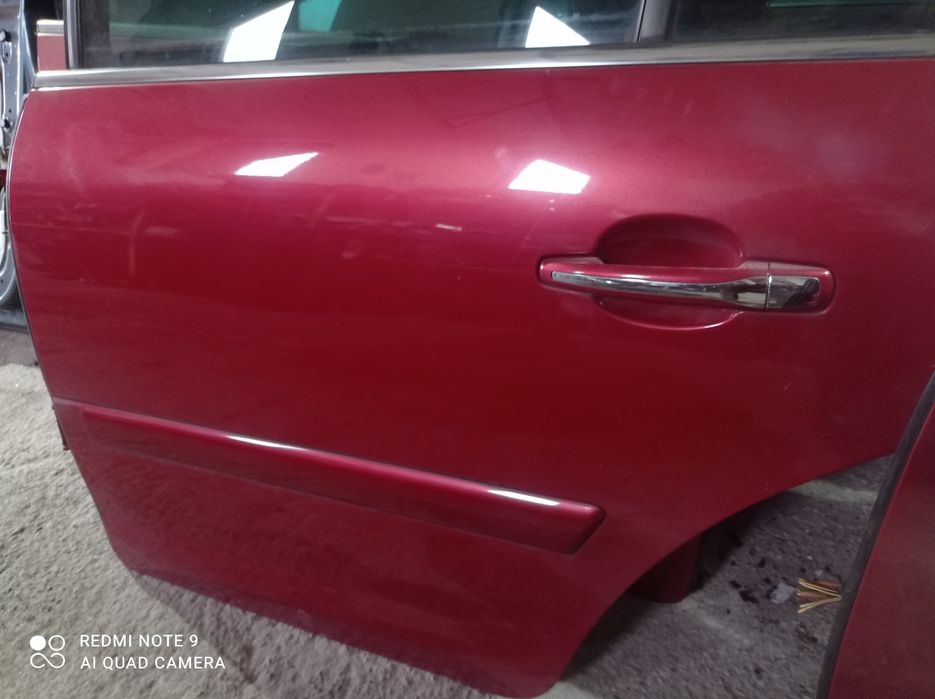 Дверь правая левая Citroen C4 Picasso 2006-2013 європа