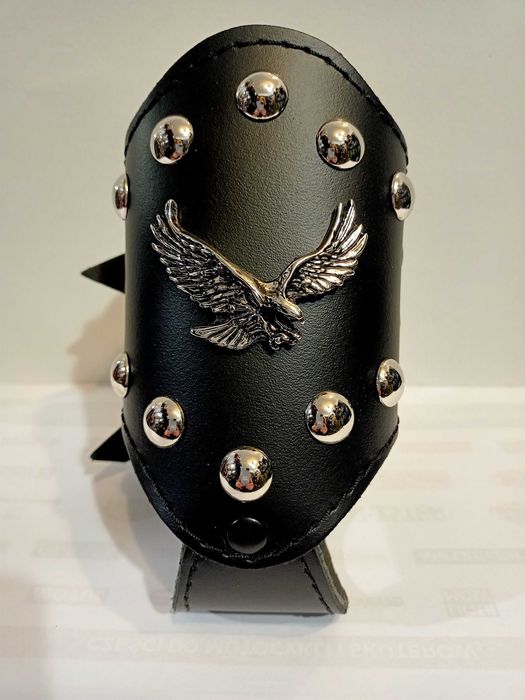 Uchwyt skórzany na napój