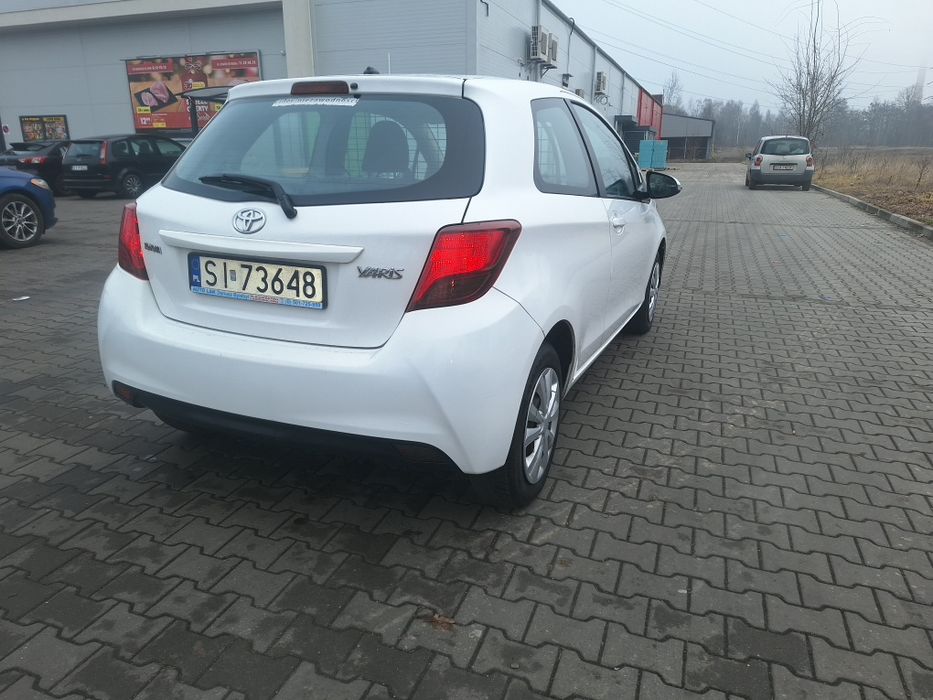 Toyota yaris  van  bdb krajowy
