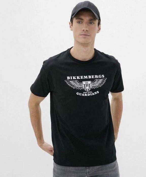 Футболки bikkembergs. оригинал L  XL