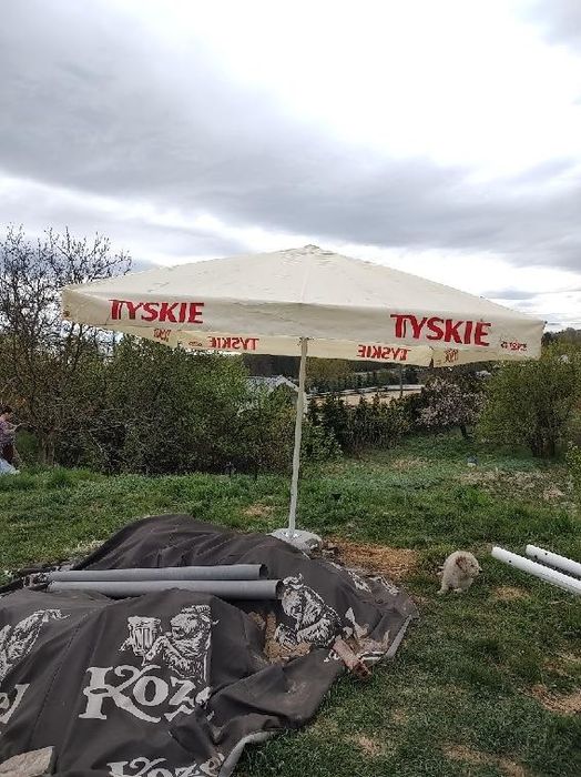 Parasole ogrodowe duże 3,5 i 4m, jak nowe, podstawa