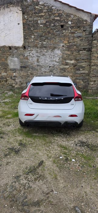 Volvo v40 R  2013