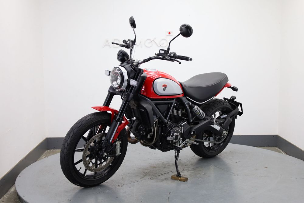 Ducati Scrambler Icon 2022 року