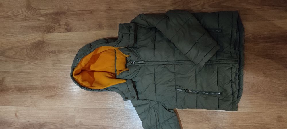 Bardzo ciepła kurtka, H&M, rozmiar 122