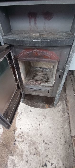 Камін продається