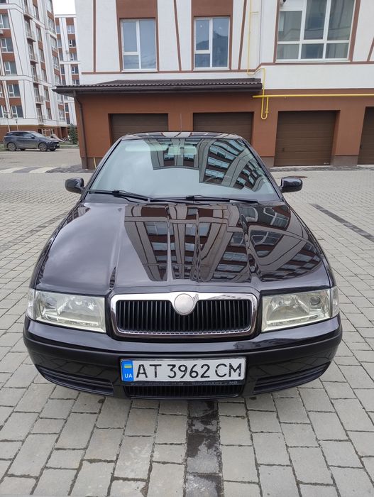 Skoda Octavia 1.9 TDI дизель чорна гарний стан