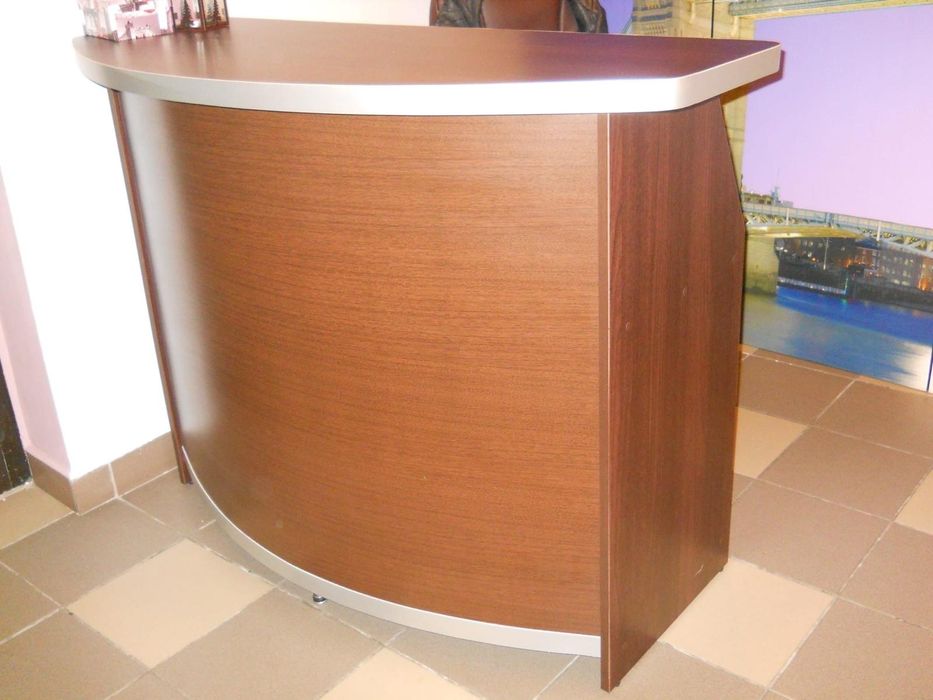 Sprzedam wyposażenie sklepu odzieżowego