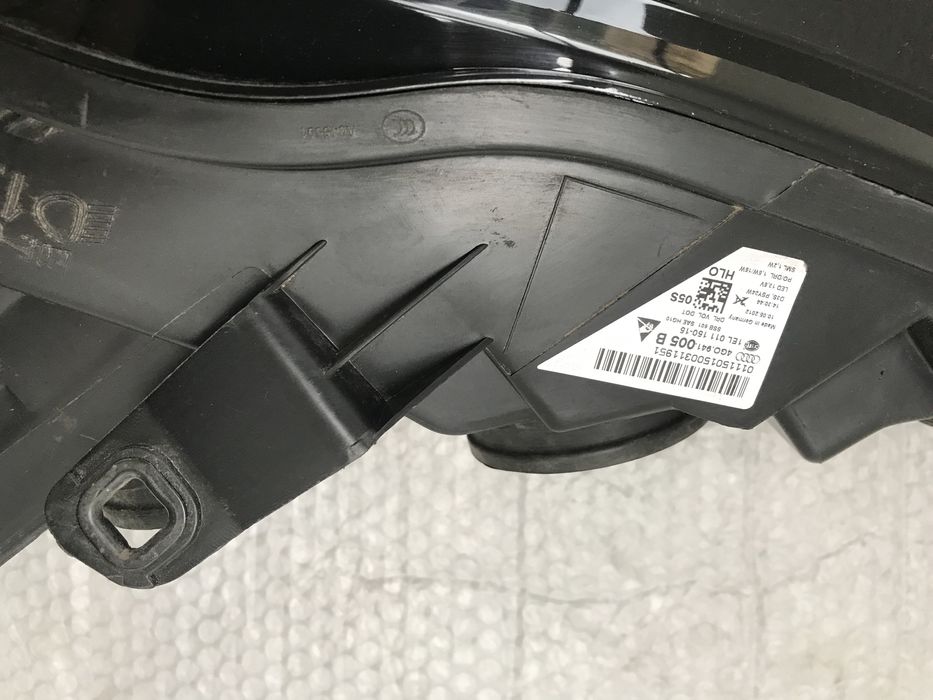 Фара ліва Audi A6 C7 Америка