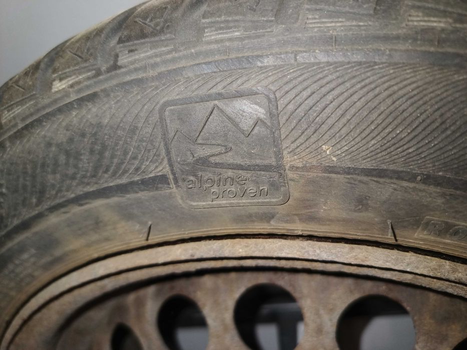 Zimowe Opony Semperit 155/65 R15 T. Komplet 4 szt.