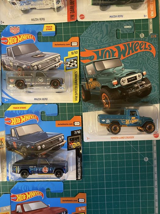 Hot Wheels Jipes e Pick-ups JDM