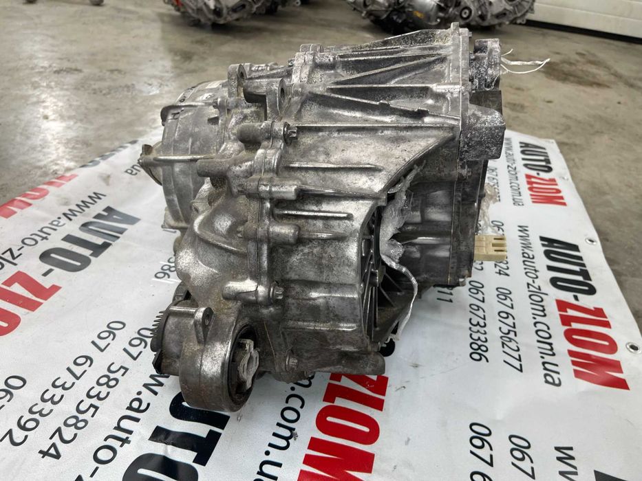 Електродвигун передній для Tesla Model 3 1120960-10-H 2018-