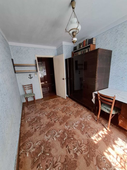 Продаж 3 кімнатної квартири. Центр. Вул. Київська.