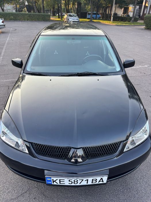 Mitsubishi Lanser 9
