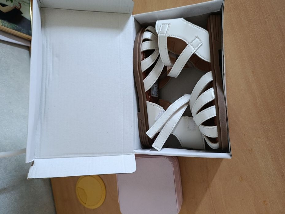 Босоніжки нові 30 розмір