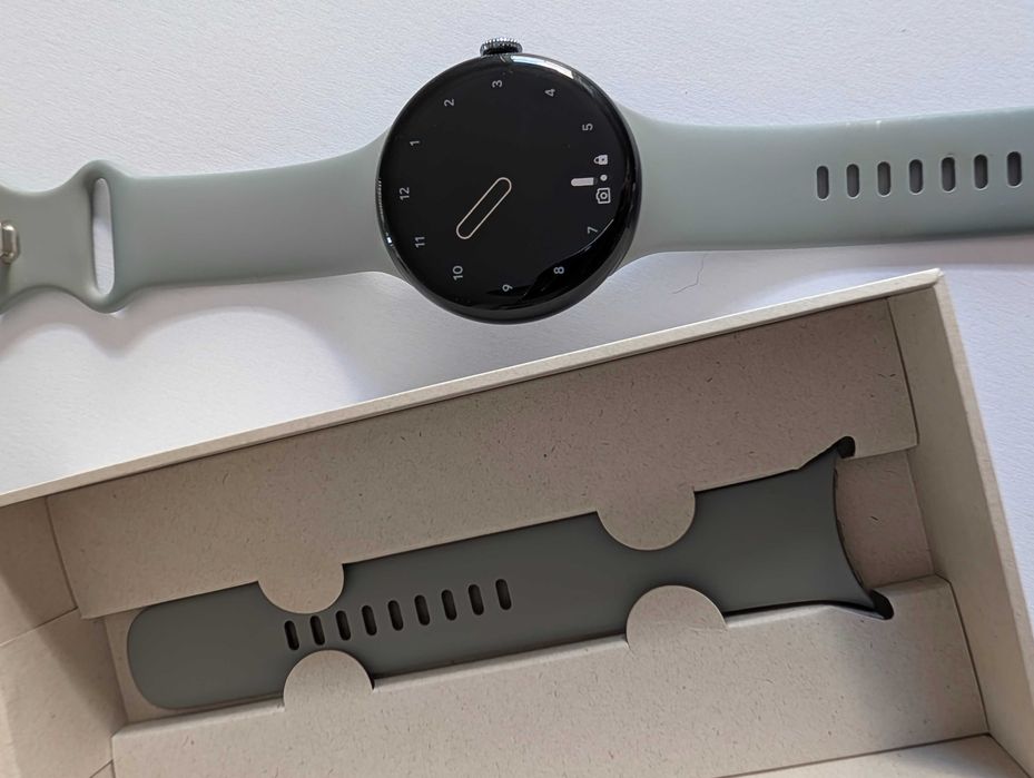 Google Pixel Watch 3 45mm Wi-Fi (Matte Hazel / Cinzento) – Como Novo