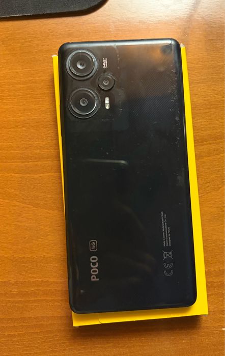 Poco F5 5G 8/256GB  – Bom Estado