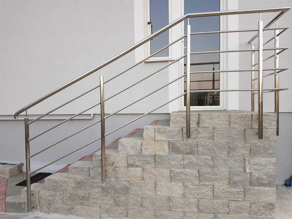 Balustrady ze stali, ocynkowane, nierdzewne, pomalowane proszkowo